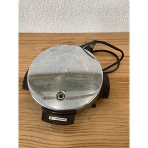 Vintage Toastmaster W252 Waffle Baker Maker Iron Chrome Round Non-stick Works!